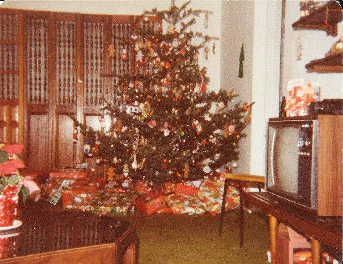 70's christmas decor