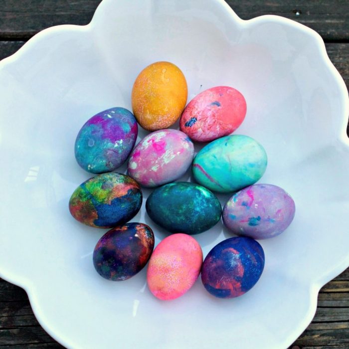 Dye easter eggs food coloring